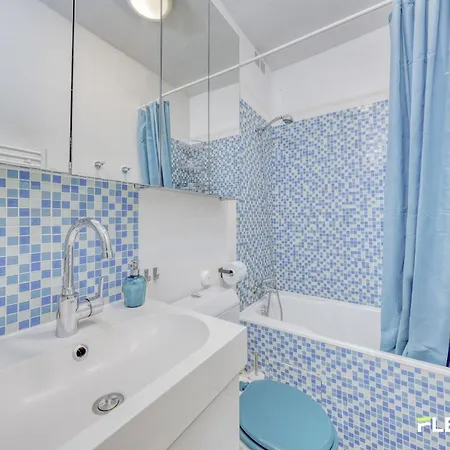 Ferienhaus Private - Village Charm In Alesia