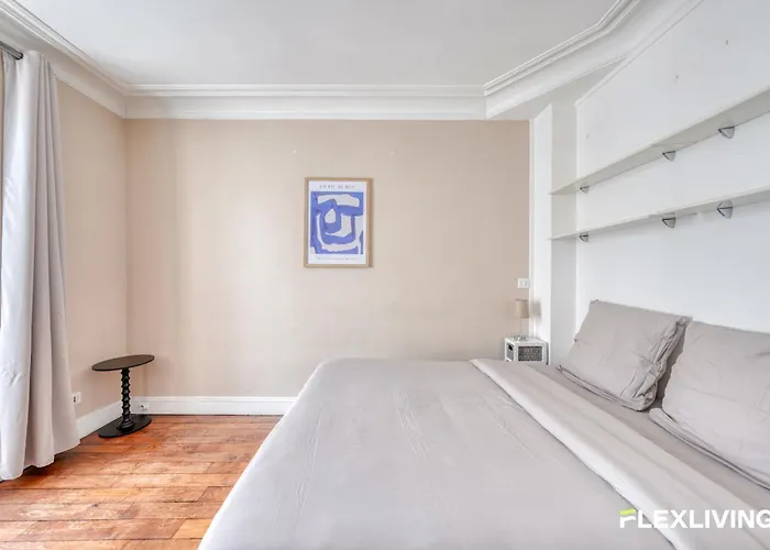 Private - Village Charm In Alesia * Париж